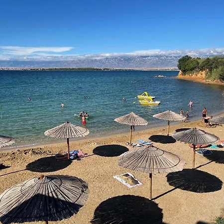 Rooms&apartments Nada