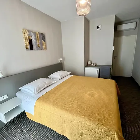 Rooms&apartments Nada بريفلاكا