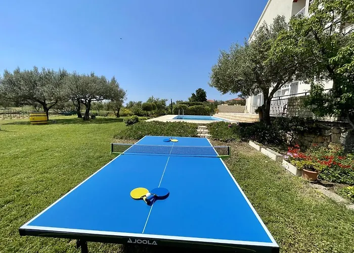 Rooms&apartments Nada Panzió 2*