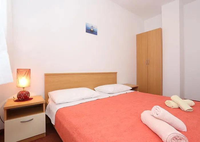 Rooms&apartments Nada