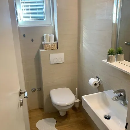 B&B Rooms&apartments Nada 프리블라카