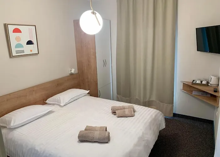 Rooms&apartments Nada 2* Privlaka (Zadar)