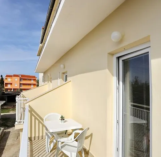 Bed & Breakfast Rooms&apartments Nada Privlaka (Zadar)