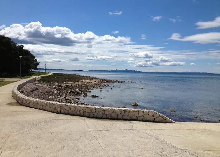 Rooms&apartments Nada Bed & Breakfast 2*