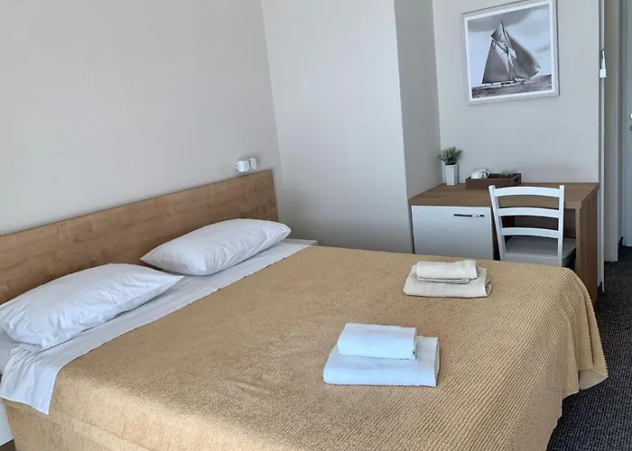 Rooms&apartments Nada Bed & Breakfast 2*